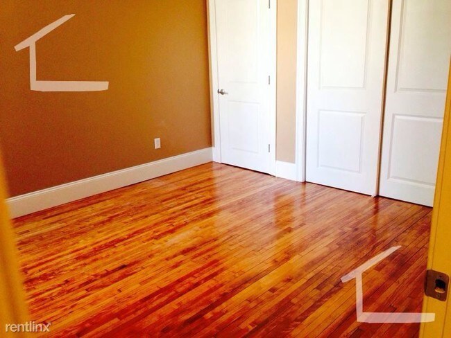Foto del edificio - 4 br, 2 bath Condo - 17 Saint Lukes Rd Apt...