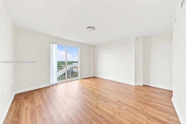 Foto del edificio - 7275 SW 90th Way