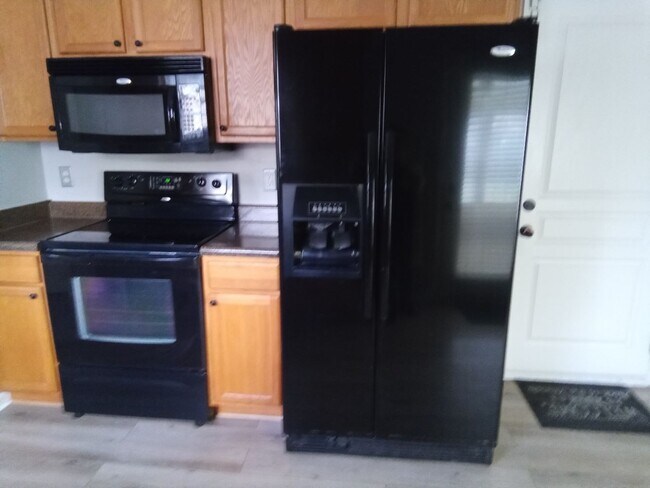 Foto del edificio - Knoxville 37924 - 3 bedroom, 2.5 bath home...