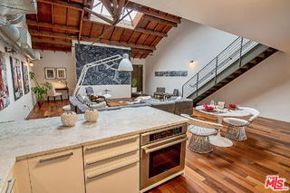 Foto del edificio - 1046 Princeton Dr