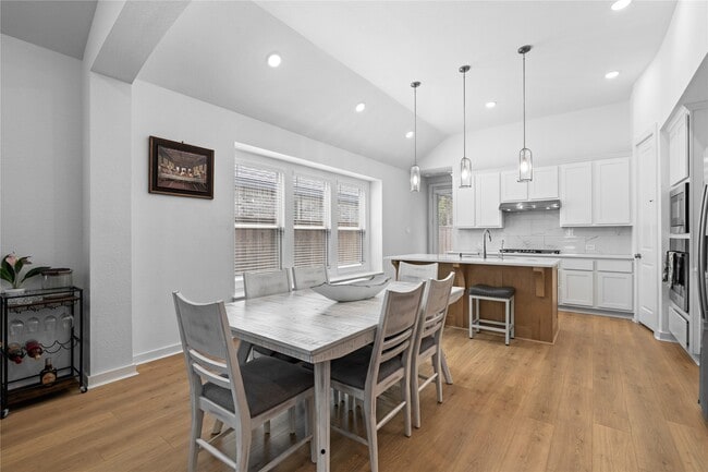 Building Photo - 7478 Cattail Fls Ln