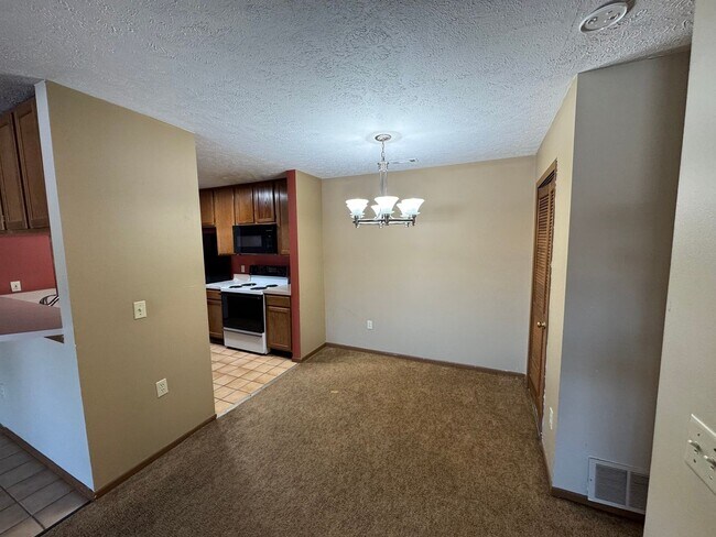 Foto del edificio - 8611 Scenic View Dr-#102