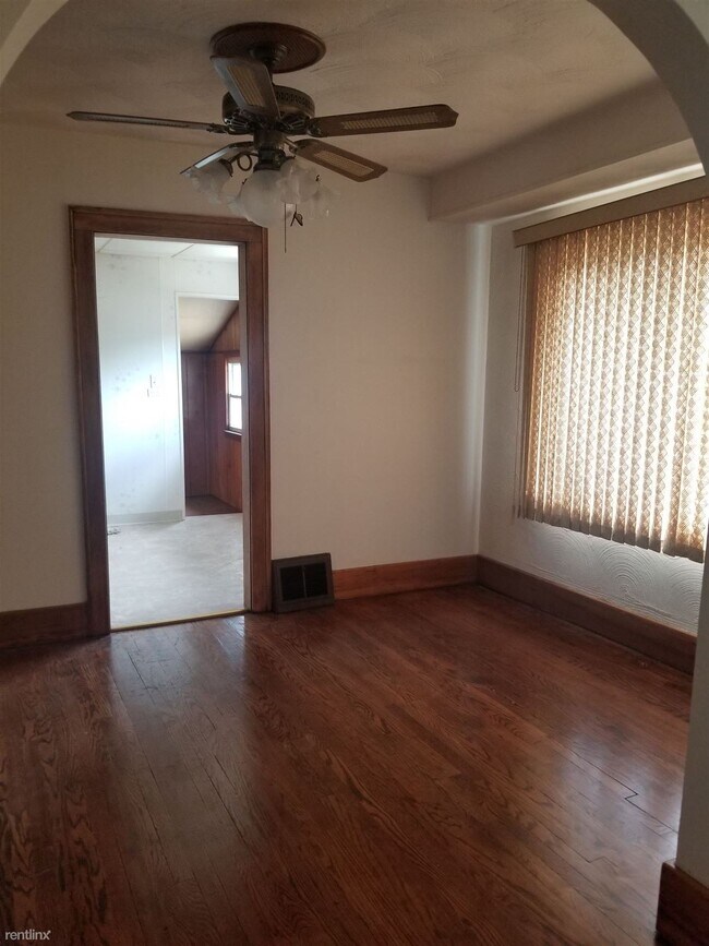 Building Photo - 2 br, 1 bath House - 92 W Brooklyn Ave
