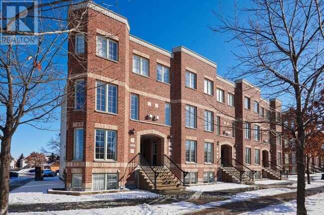 Building Photo - 870 Longfields Dr