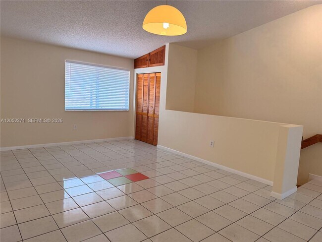 Building Photo - 8019 Lake Dr