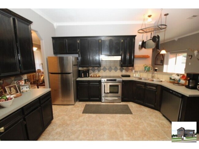 Building Photo - 775 Cactus Ln