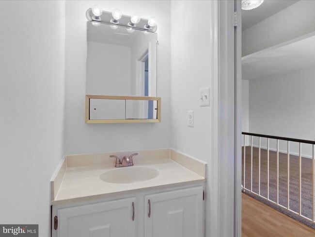 Building Photo - 5513 Ridgeton Hill Ct