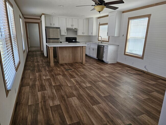Foto del edificio - 2101 SW 38th St