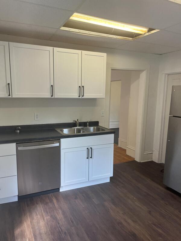 Building Photo - 120 S Blair St