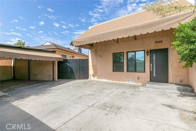 Foto principal - 9168 Morehart Ave