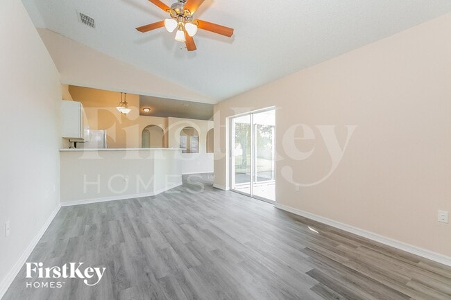 Building Photo - 711 Hamster Way