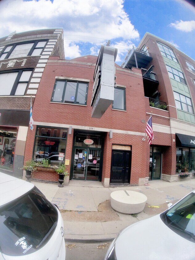 Foto principal - 3114 N Lincoln Ave