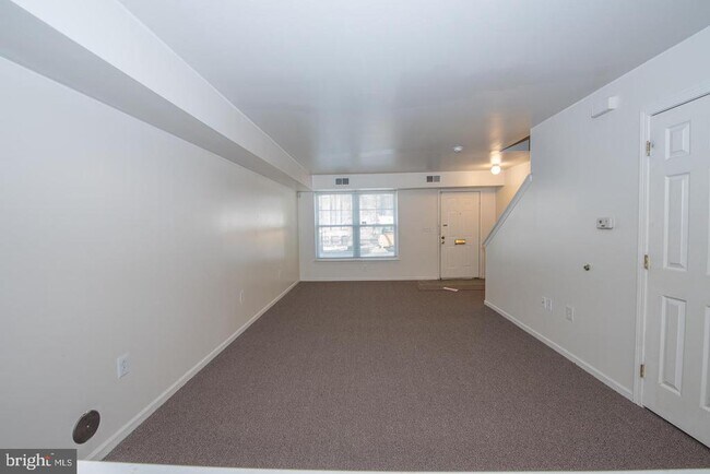 Foto del edificio - 759 N 44th St