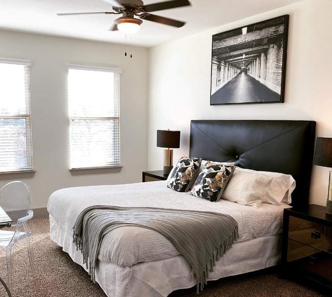 Foto del edificio - 120 Yale St