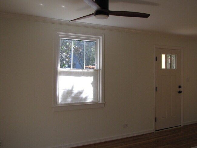 Building Photo - 2136 Sunset Avenue, Durham NC  27705