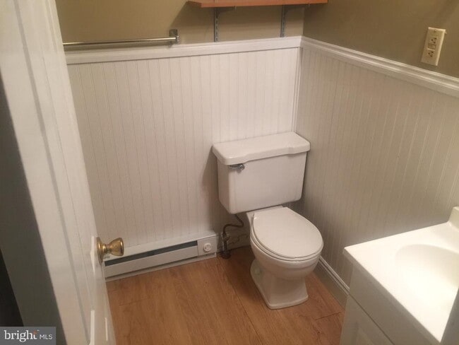 Foto del edificio - 14 N Walnut St