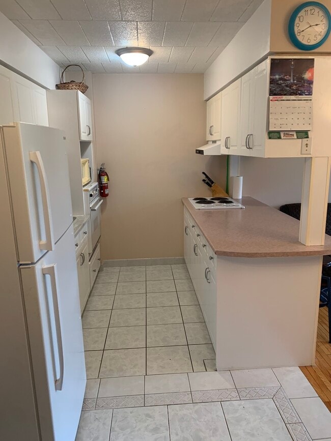 6569 Thornberry Cres Unit 6569, Windsor, ON N8T 3A6 Condo for Rent in