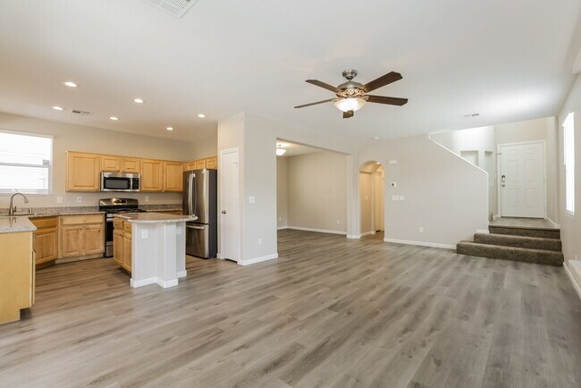 Foto del edificio - 9278 Sterling Hill Ave