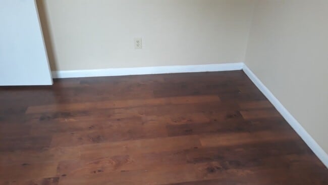 Foto del edificio - 5408 Mariner Blvd