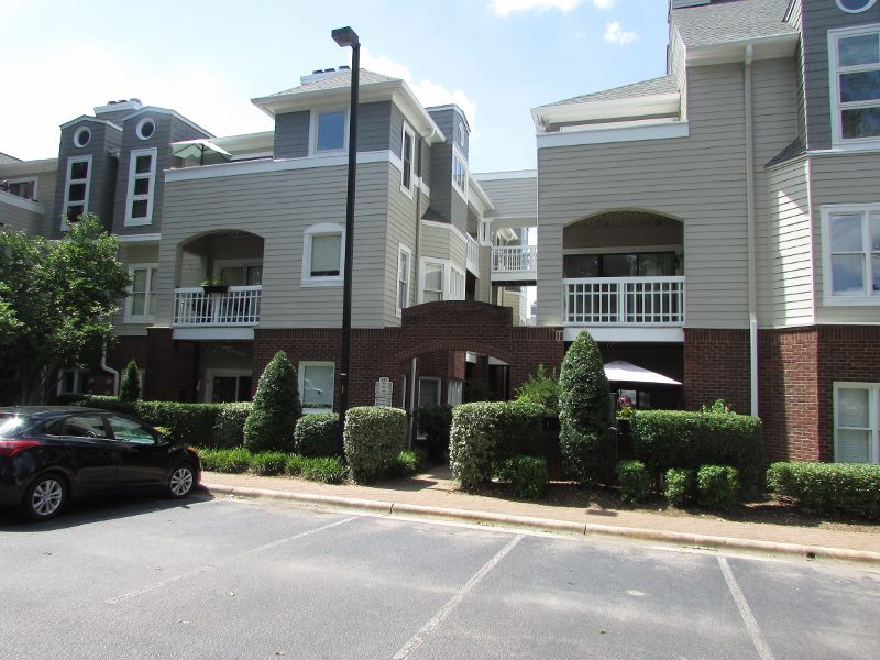 Exterior Front - 1001 Brighthurst Dr