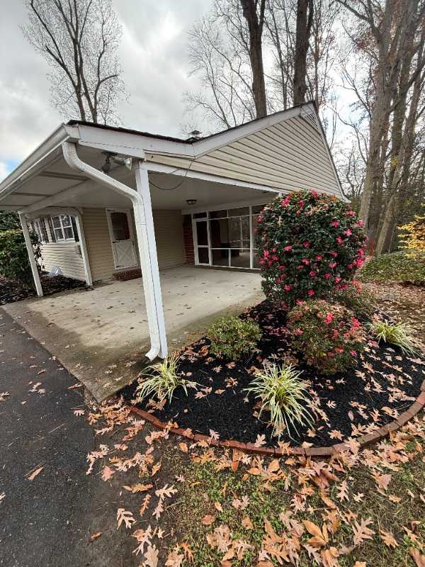 Foto del edificio - 98 Lynnhaven Dr