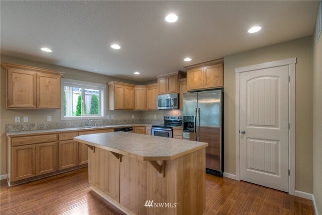 Foto del edificio - 3606 Bacall St NE
