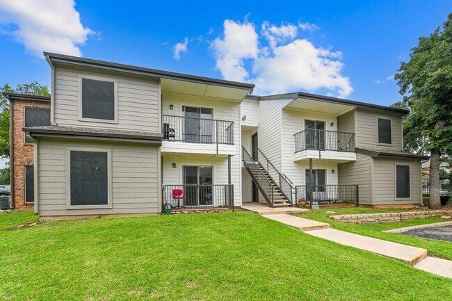 Foto del edificio - Oaks of Denton