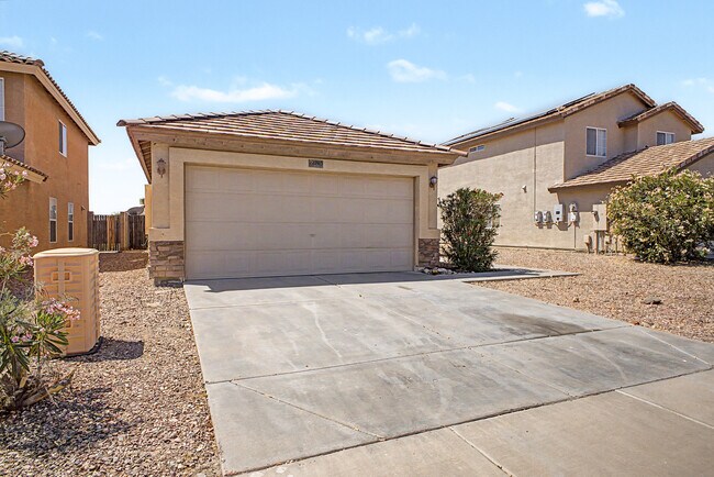 Foto del edificio - 22285 W La Pasada Blvd