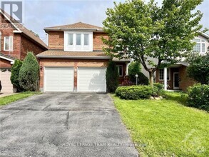 Building Photo - 9 Dewberry Crescent