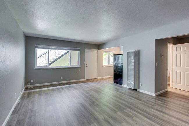 Building Photo - 2240 Angela Ct