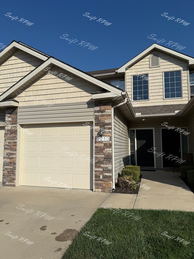 Building Photo - 2213 Burningwood Building Photo - 2213 Burningwood