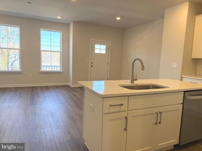 Foto del edificio - 103 Abramo Victor Dr