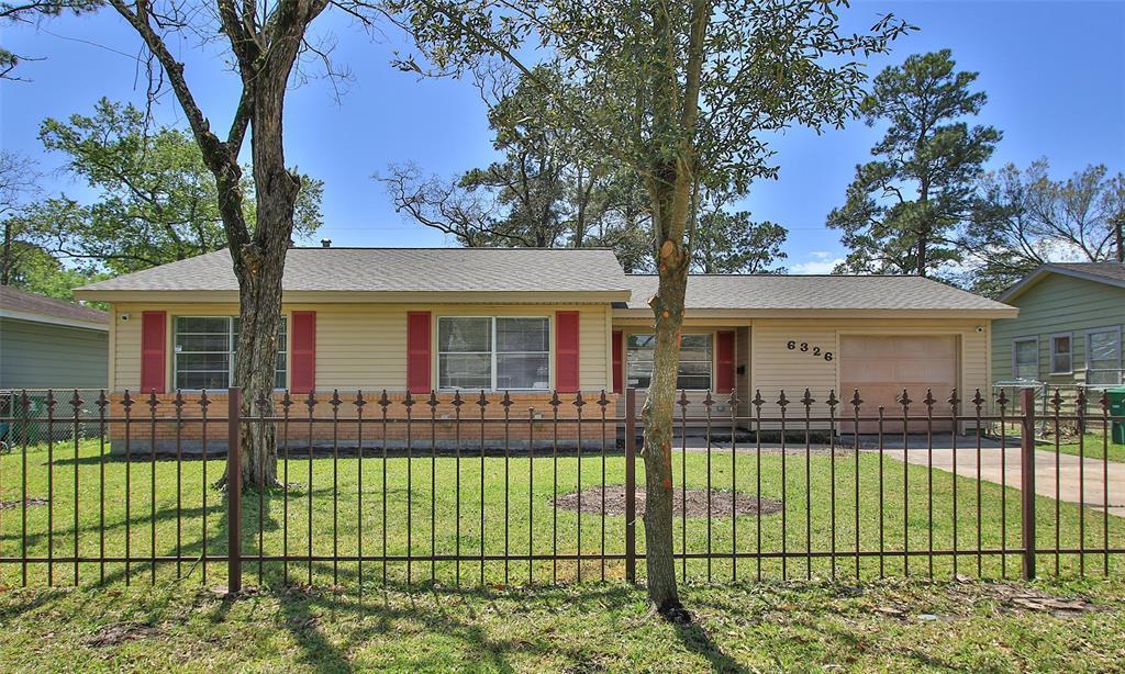Primary Photo - 6326 Guadalupe St
