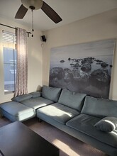 Building Photo - 280 S Evergreen Rd