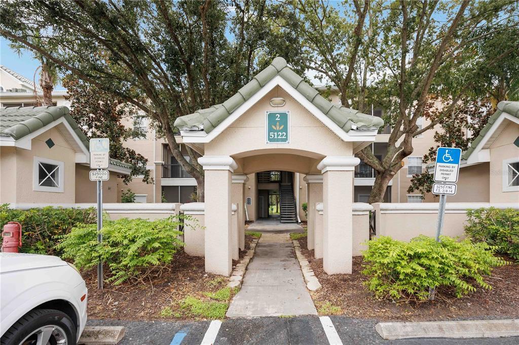 Foto principal - 5122 Northridge Rd