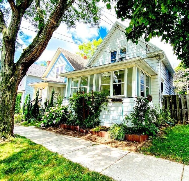 Foto del edificio - 222 Sanford St