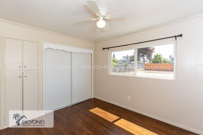 Building Photo - ***3 BEDROOM HOUSE***GARAGE***CENTRAL LOCA...