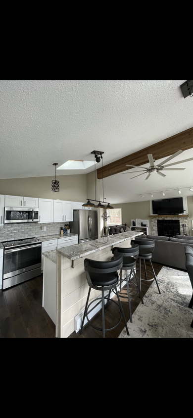 Primary Photo - 136 Canterbrook Dr