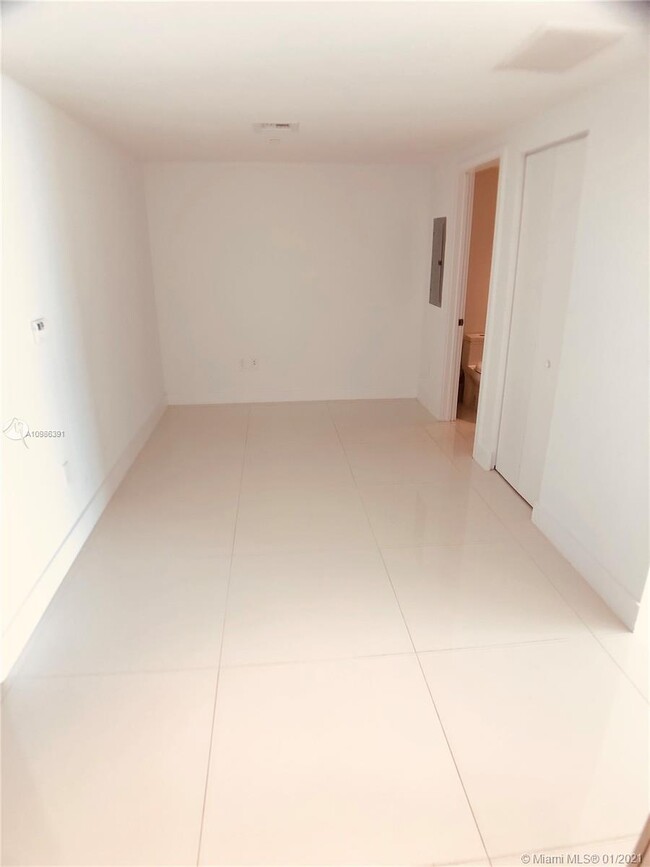 Foto del edificio - 1300 S Miami Ave