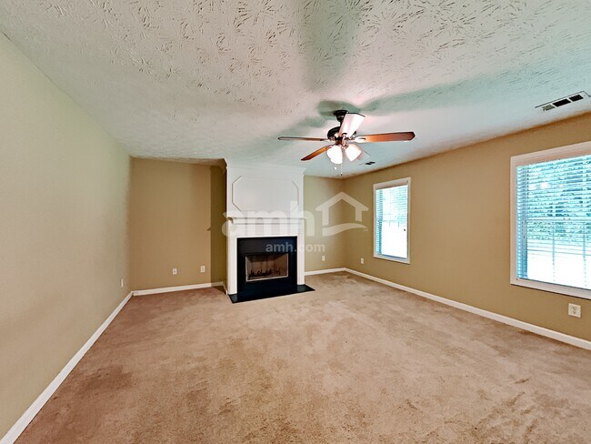 Building Photo - 3442 Kittery Drive
