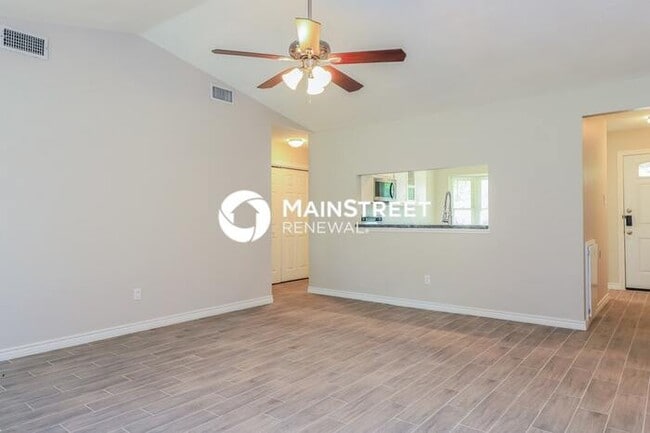 Foto del edificio - 3 Bedroom Pet-Friendly Home in ROCKWALL, T...
