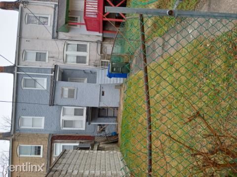 Building Photo - 3 br, 1.5 bath House - 3702 Hayward Ave
