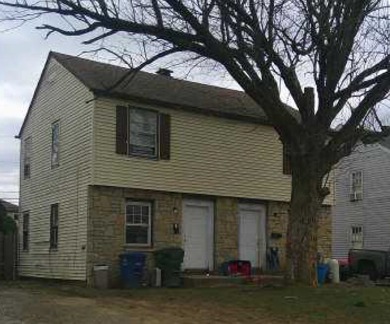 Primary Photo - 906 S Harris Ave