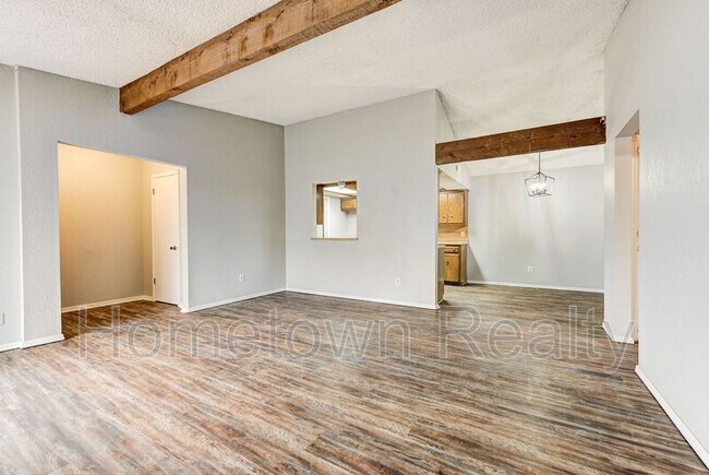 Building Photo - 7122 Michelle Ln