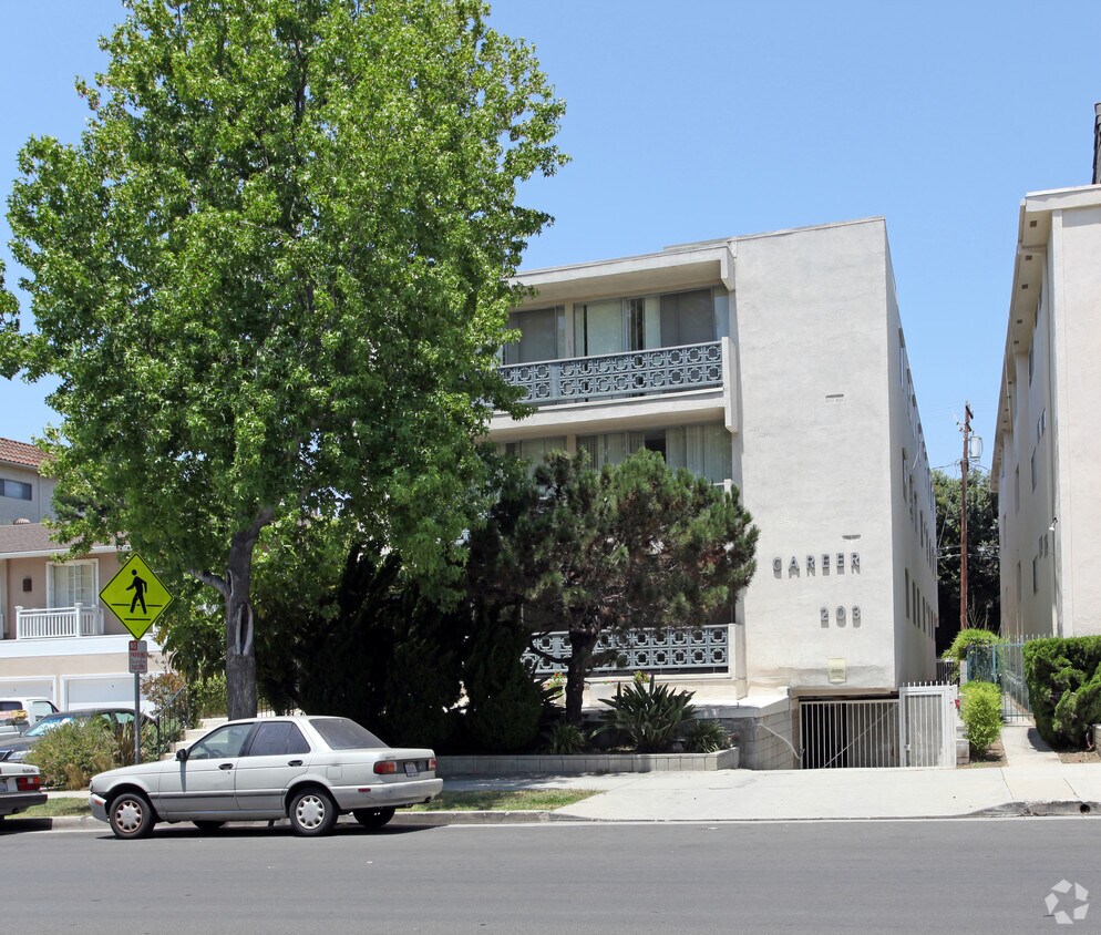 Primary Photo - Career Apartments
