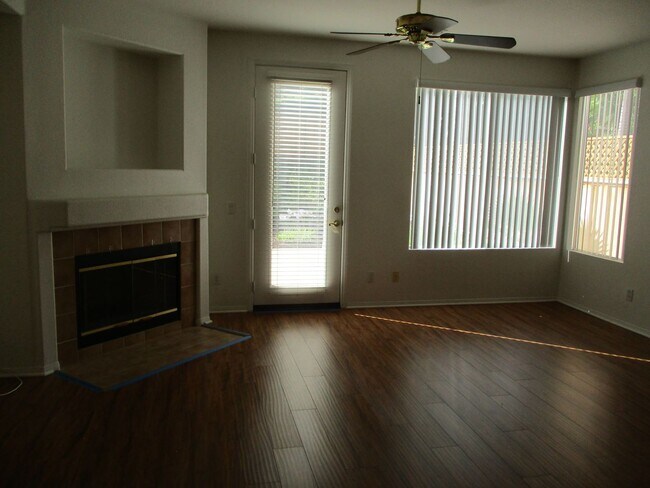 Building Photo - Desirable & spacious Sabre Springs 5 bedroom 3 bath 2 story home!