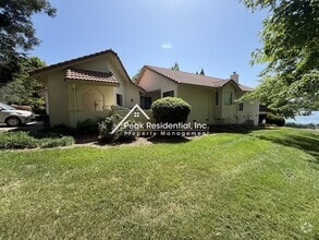 Building Photo - 14942 Lago Dr