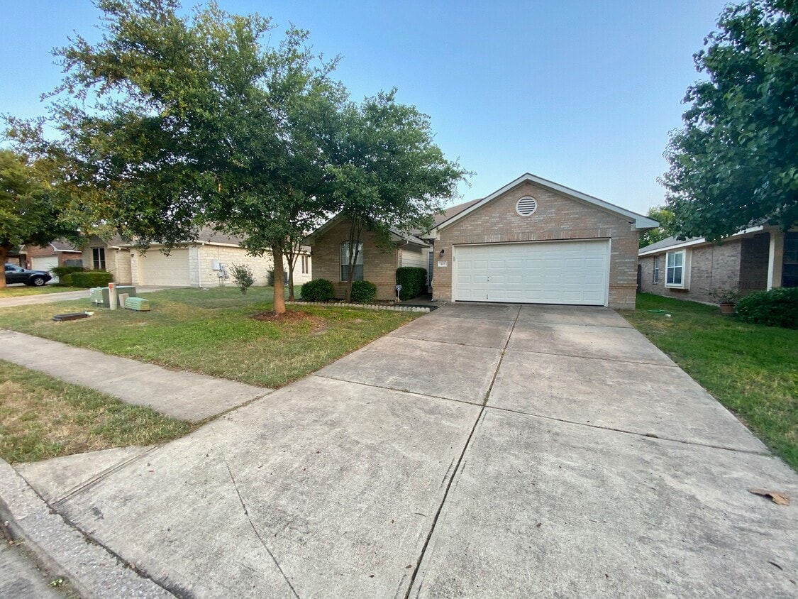 415 River Crossing Trl, Round Rock TX, TX 78665 House for Rent in