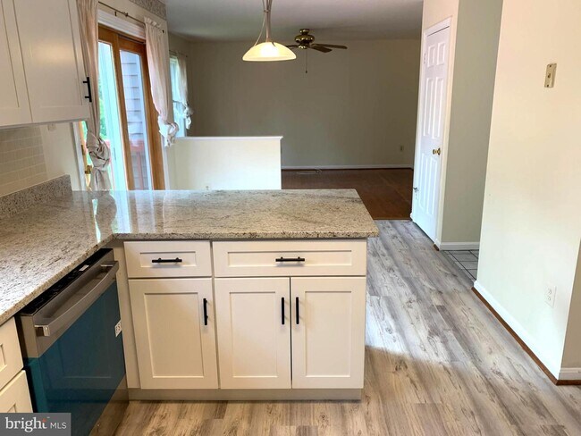 Building Photo - 3610 Mill Lawn Ct