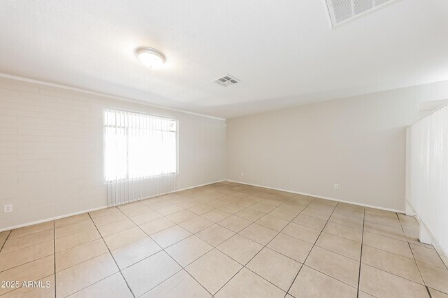 Foto del edificio - 5514 W Monterosa St